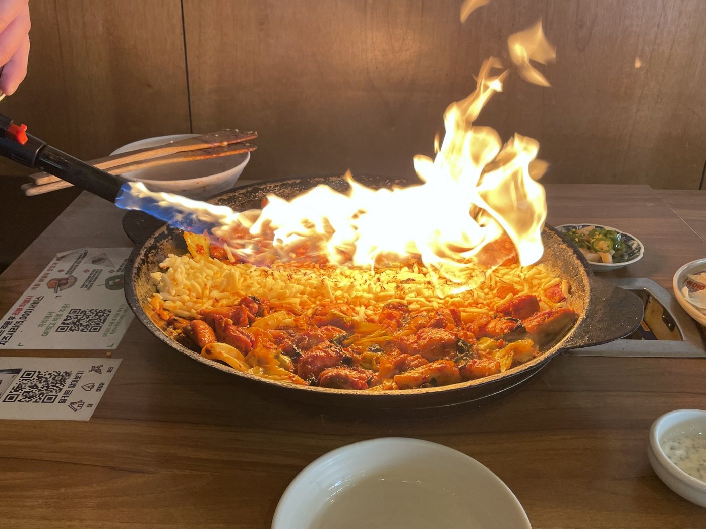 직화 초벌 닭갈비 클로즈업
